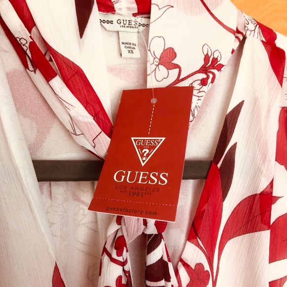 NWT Guess Tank Top - Picture 3 of 7